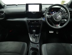 ヤリスクロスHV 1.5GR スポーツ