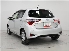 ヴィッツ Fセーフティエディション3