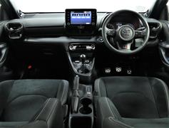 GRヤリス1.6RZハイパフォーマンス