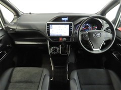 ヴォクシー ZSキラメキ3 7ニンノリ