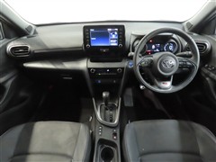 ヤリスクロスHV 1.5GRスポーツ