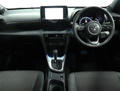 ヤリスクロスHV 1.5Z