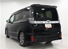 ヴォクシー 2.0ZSキラメキ2