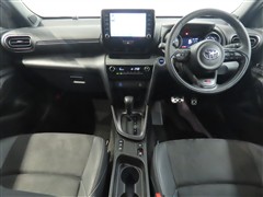 ヤリスクロスHV 1.5GRスポーツ