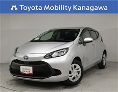 トヨタ アクア X