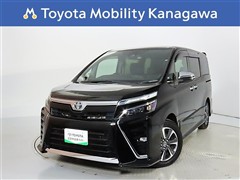 トヨタ ヴォクシー ZSキラメキ2 8ニンノリ
