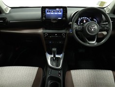 ヤリスクロスHV 1.5Z