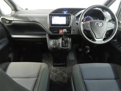 ヴォクシー 2.0X 7ニンノリ