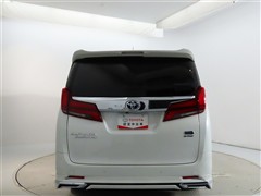 アルファードHV Execラウンジ