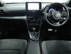 ヤリスクロス 1.5GR スポーツ