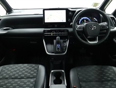 ヴォクシーHV 1.8S-Z 7ニン