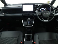 ノアHV 1.8Z 7ニンノリ