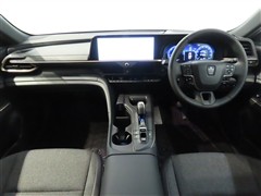 クラウンクロスオーバー 2.5Gアド