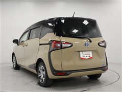 シエンタHV ファンベースG クエロ