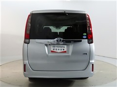 ノアHV 1.8X 7ニンノリ