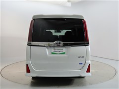 ノア 2.0Si WxB3 7ニンノリ