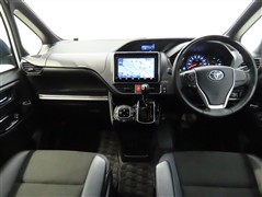 ノア 2.0Si WxB3 7ニンノリ