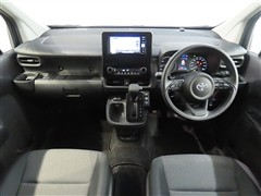 シエンタHV 1.5X 5ニンノリ