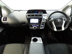 プリウスアルファ 1.8S 5ニンノリ