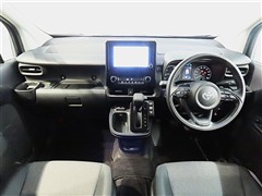 シエンタHV 1.5G 7ニンノリ