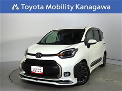 トヨタ　シエンタHV 1.5Z 7ニンノリ