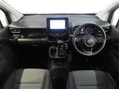 シエンタ 1.5G 7ニンノリ