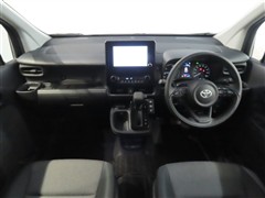 シエンタHV 1.5G 7ニンノリ