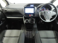 ヴォクシー ZSキラメキ2 7ニンノリ