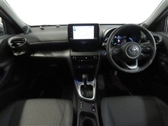 ヤリスクロスHV 1.5Z