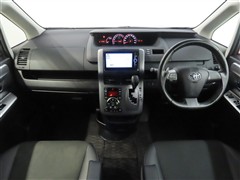 ヴォクシー ZSキラメキZ 8ニンノリ