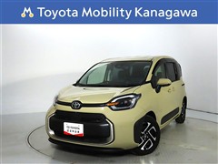 トヨタ　シエンタHV 1.5Z 5ニンノリ