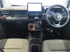 シエンタ 1.5Z 5ニンノリ