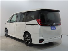 ノア 2.0S-Z 7ニンノリ