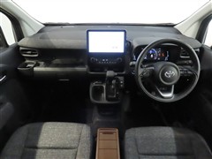 シエンタ 1.5Z 5ニンノリ