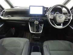 ヴォクシー 2.0S-G 8ニンノリ