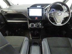 ノアHV 1.8Si WxB3 7ニン