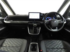 ヴォクシーHV 1.8S-Z 7ニン