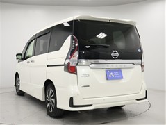 セレナ HV ハイウェイスター V