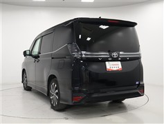 ヴォクシー 2.0S-Z 7ニンノリ