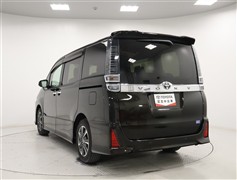 ヴォクシー 2.0 ZSキラメキ3