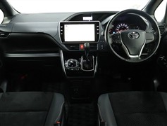 ヴォクシー 2.0 ZSキラメキ3