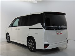 ヴォクシーHV 1.8S-Z 7ニン