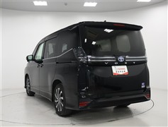 ヴォクシーHV 1.8S-Z 7ニン