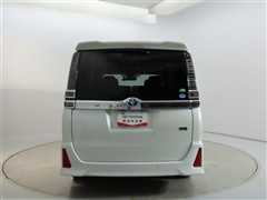 ヴォクシーHV ZSキラメキ2 7ニン