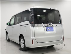 ヴォクシー 2.0V