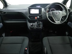 ヴォクシー 2.0V