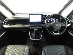 ヴォクシー 2.0S-Z 7ニンノリ