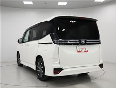 ヴォクシー 2.0S-Z 7ニンノリ