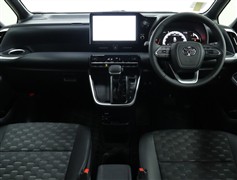 ヴォクシー 2.0S-Z 7ニンノリ