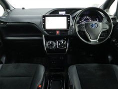 ヴォクシーHV 1.8ZSキラメキ3